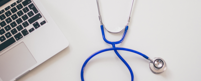 Depoimento: Médica Experimenta em Si Mesma a EFT e fica “Positivamente Impactada” Com os Resultados